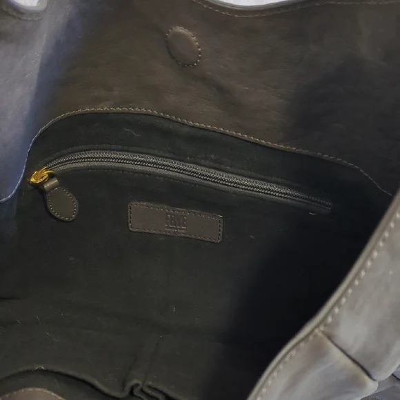 NWOT.  Gorgeous Frye Leather Dark Charcoal/Brown Leather Hobo Bag. - Picture 4 of 7